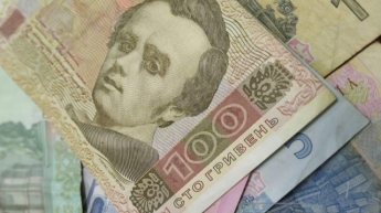 0   Курс валют на 13 червня: гривня почала падати