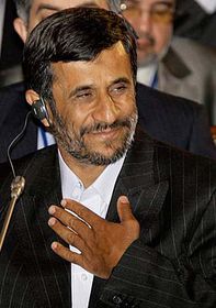 Махмуд Ахмадінеджад (Фото: ЧТК)   «Революційна гвардія - безумовно, так