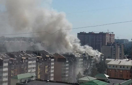 Пожежа почалася ще о шостій ранку, розповіла Business FM мешканка будинку, що горів