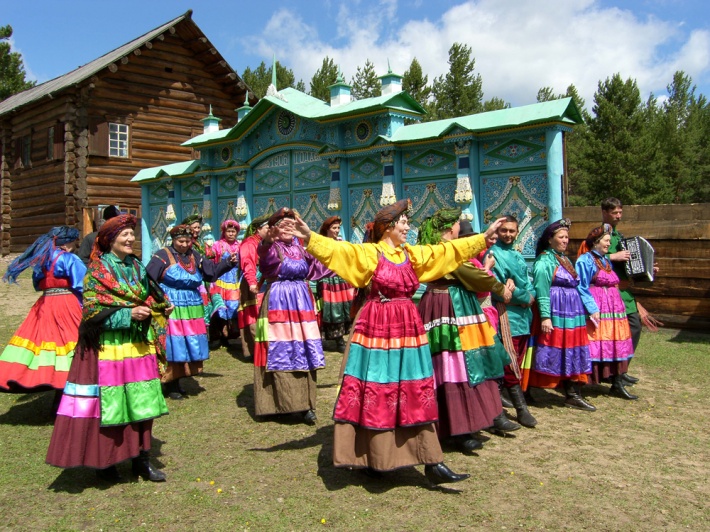 Село славиться своїм народним хором, які представляють фольклор забайкальських старообрядців